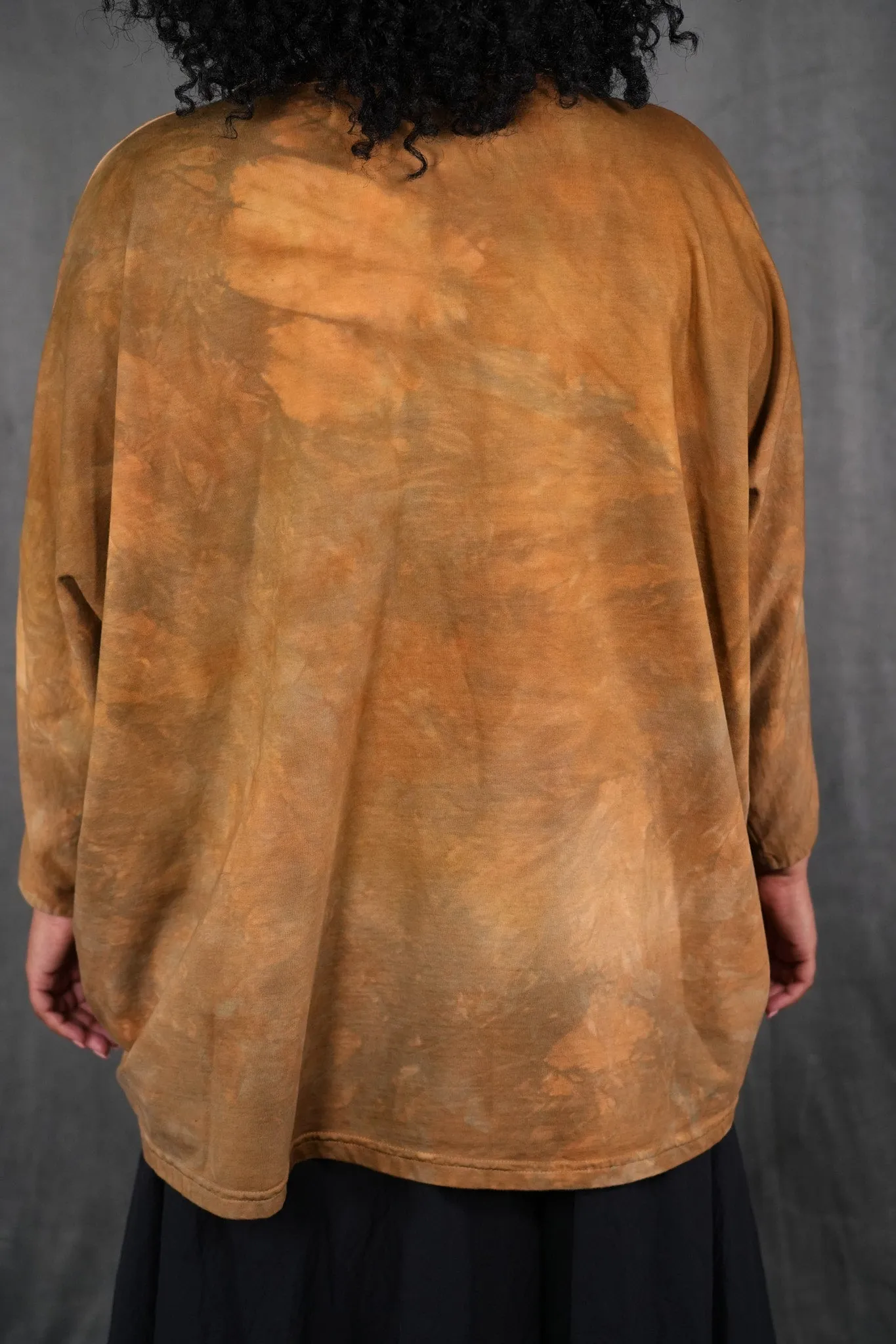 2319HD Writers Pocket Sweatshirt Geranium Gold