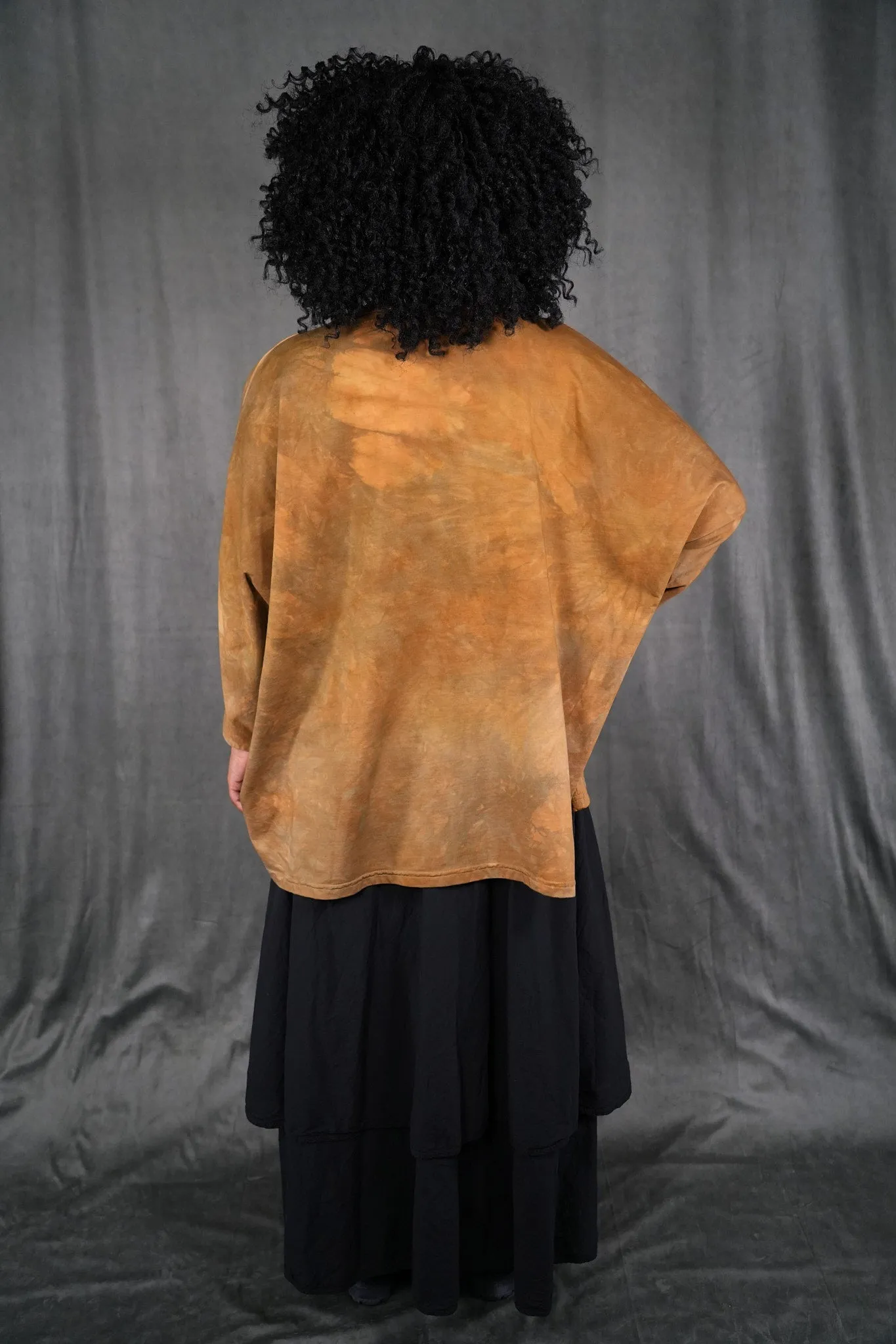 2319HD Writers Pocket Sweatshirt Geranium Gold