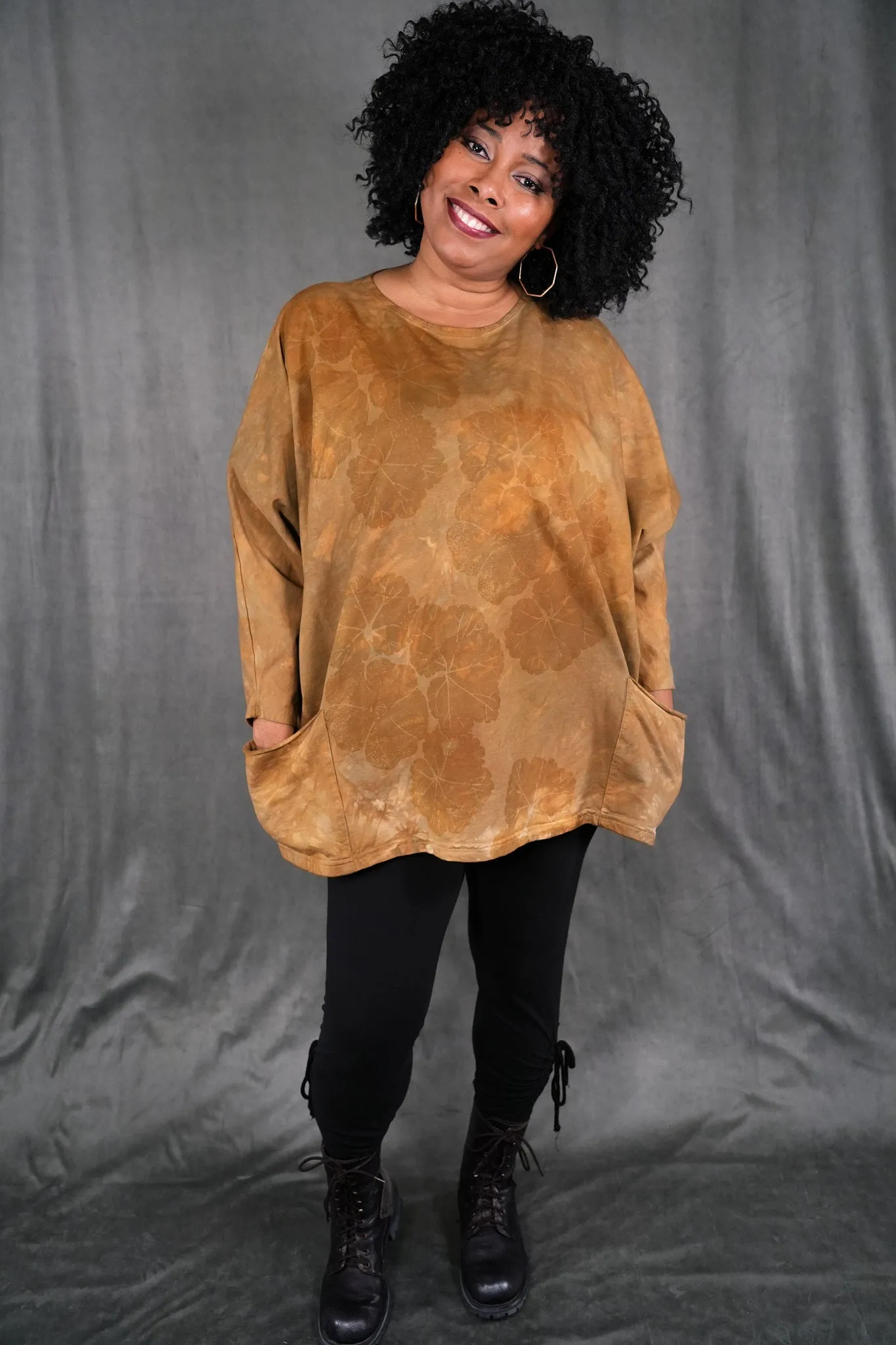 2319HD Writers Pocket Sweatshirt Geranium Gold