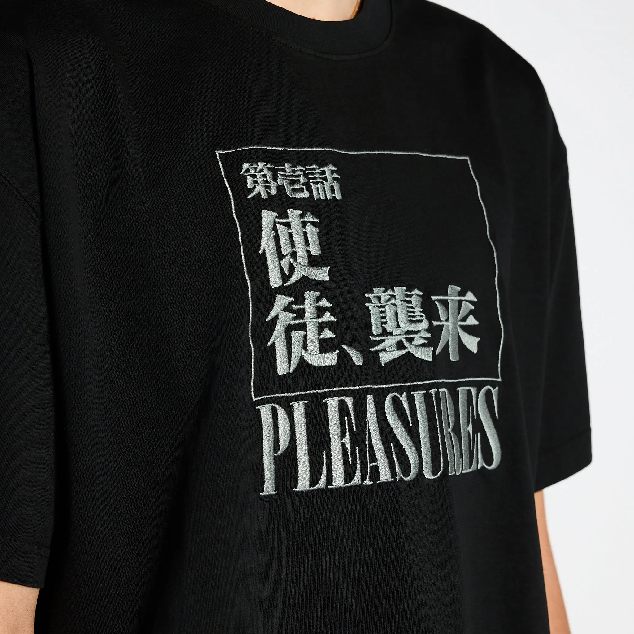 ANGEL ATTACK HEAVYWEIGHT TEE