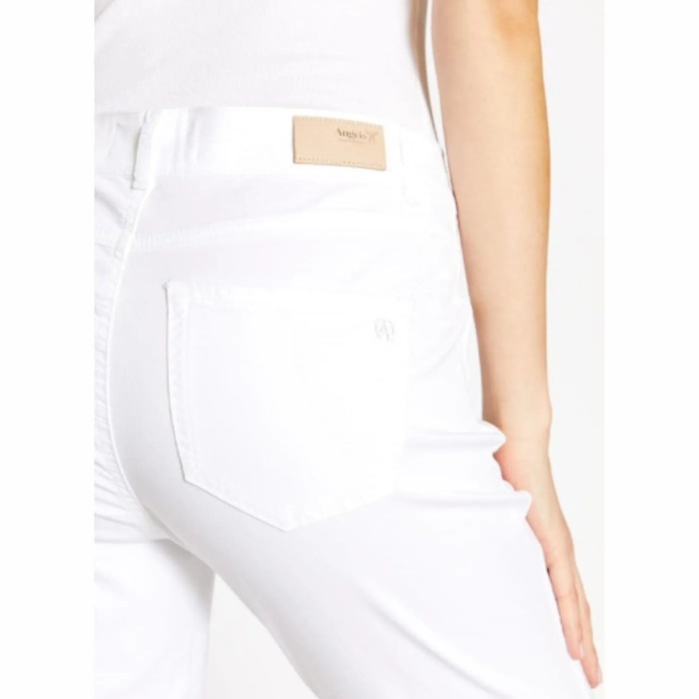 Angels Cropped Jeans
