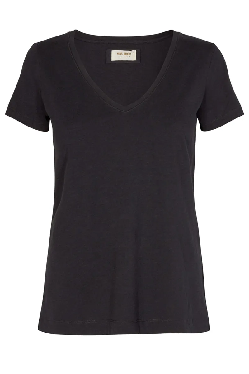 Arden Organic V-neck Tee