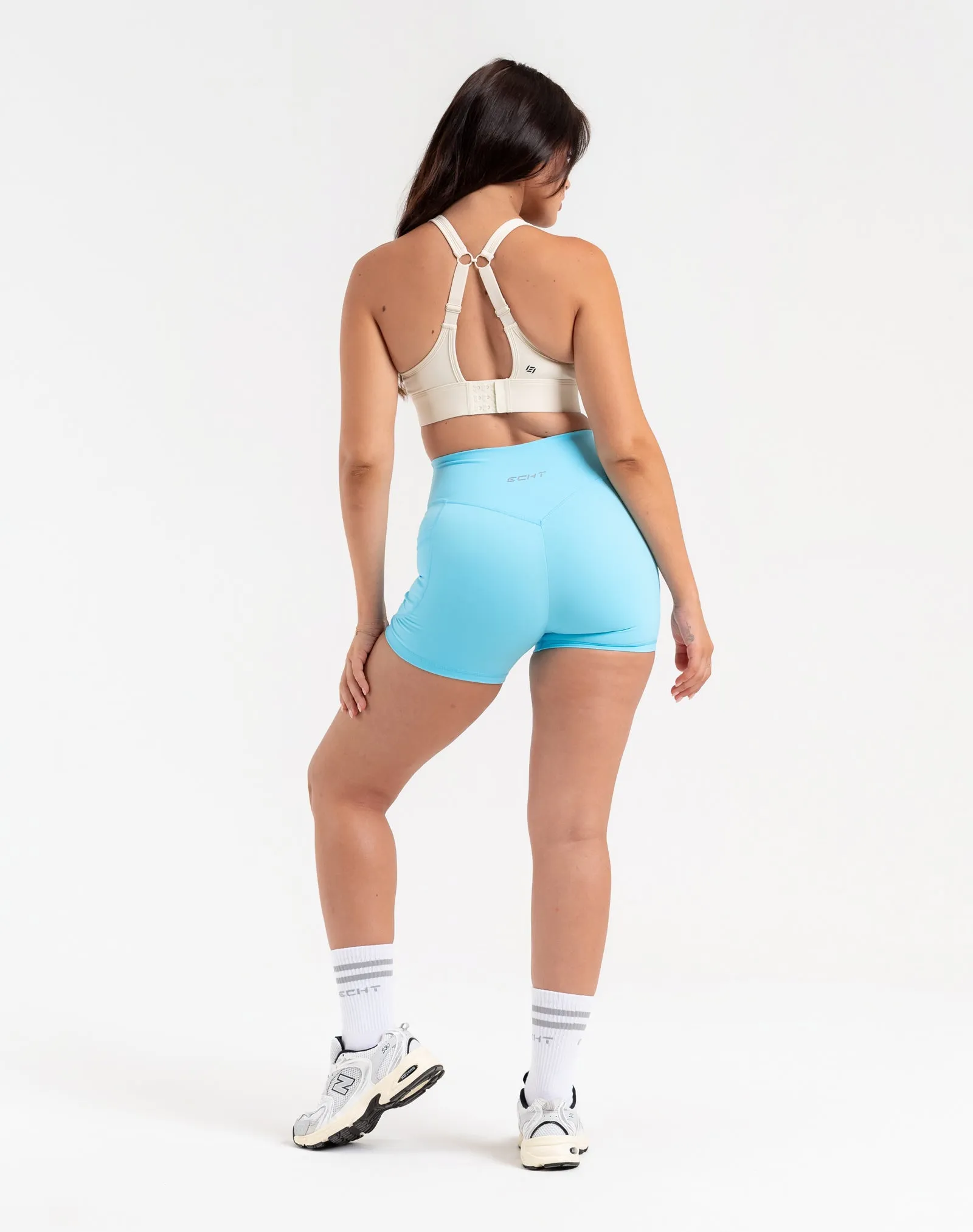 Ascend Pocket Shorts 4" - Baby Blue
