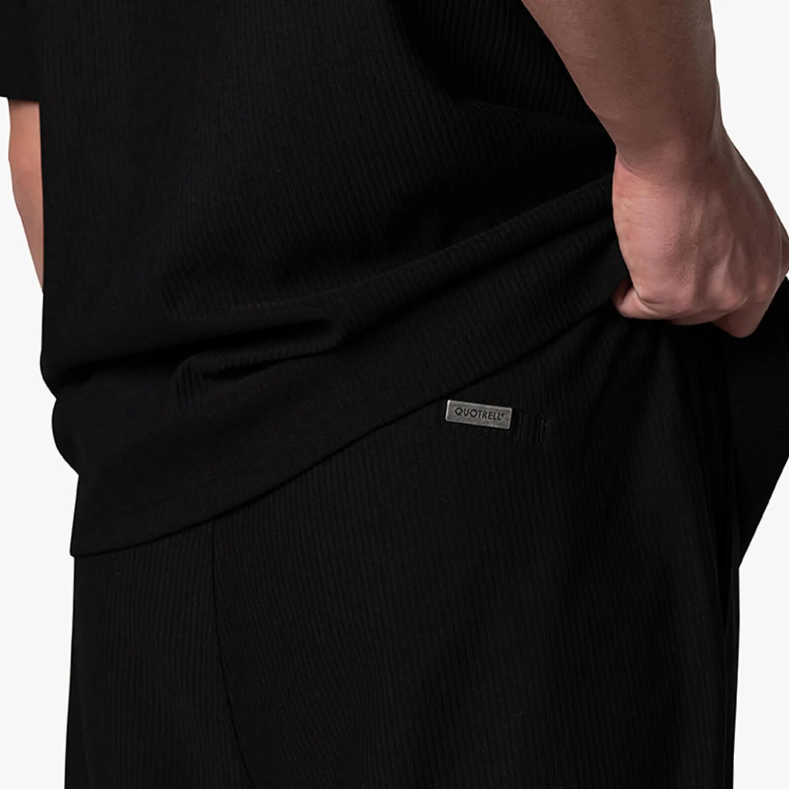 AVIGNON SHORTS | BLACK
