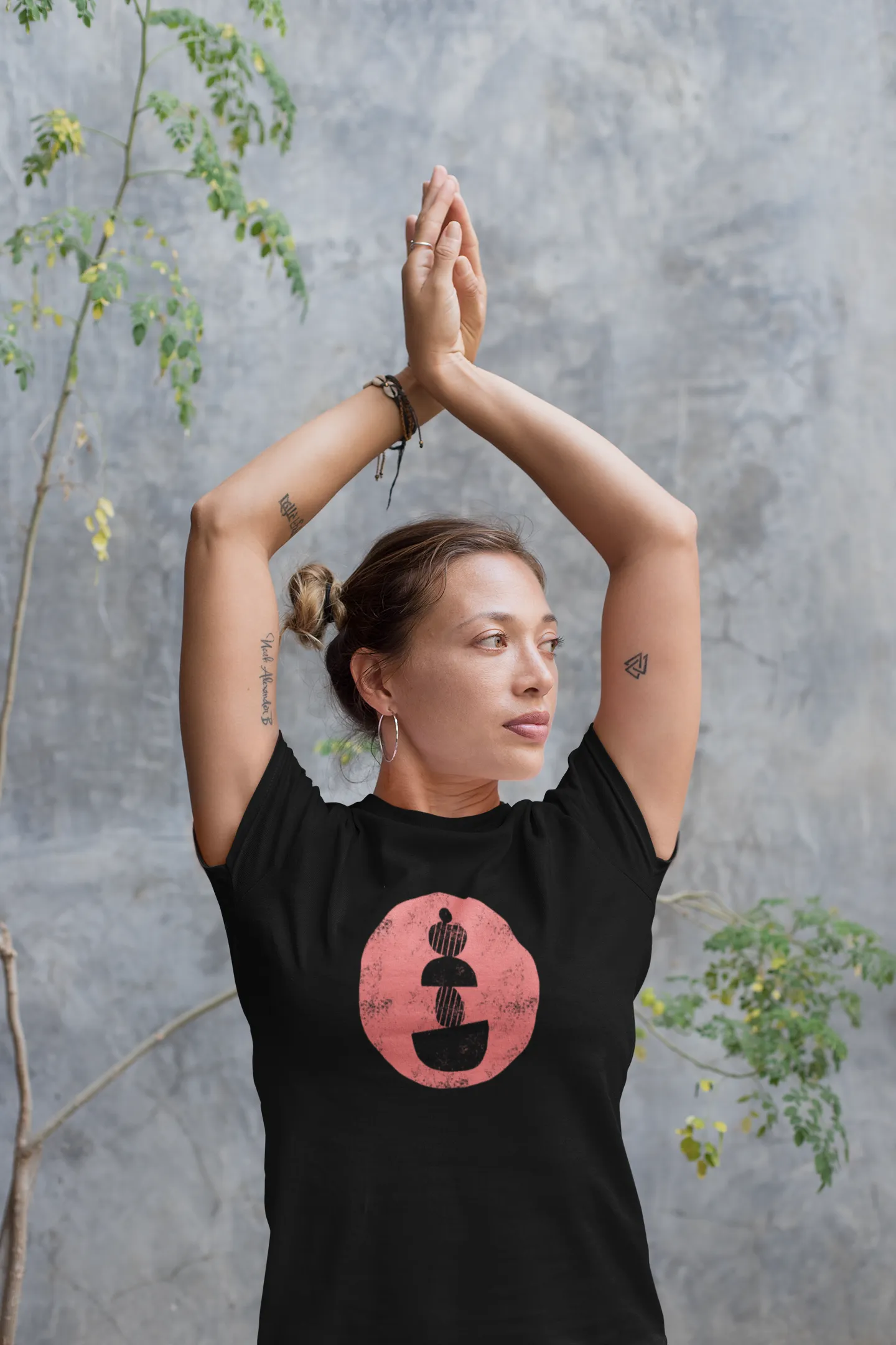 Balancing Pebbles Yoga Black T-Shirt For Women | Iris Yog Collection | ATOM