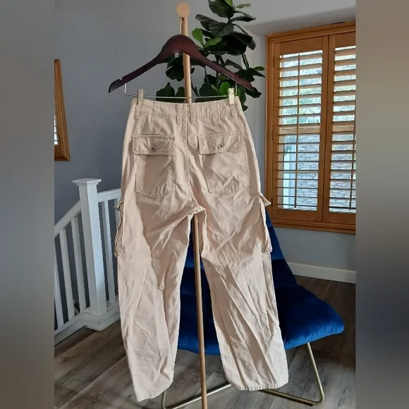 Bershka Medium Rise Straight Leg Cargo Pants Women's Size 4