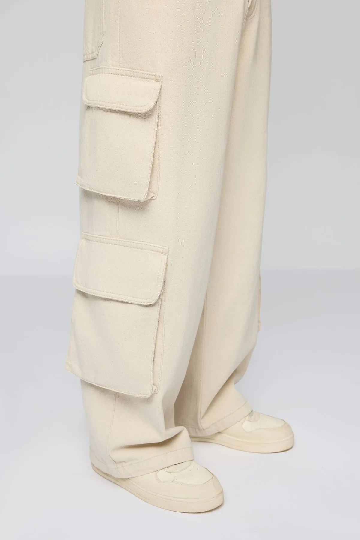 Classic Ecru Men's Wide Leg Cargo Jeans