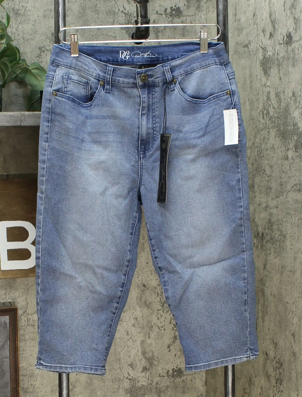 DG2 by Diane Gilman Women's Classic Stretch Denim Pedal Pusher Jeans