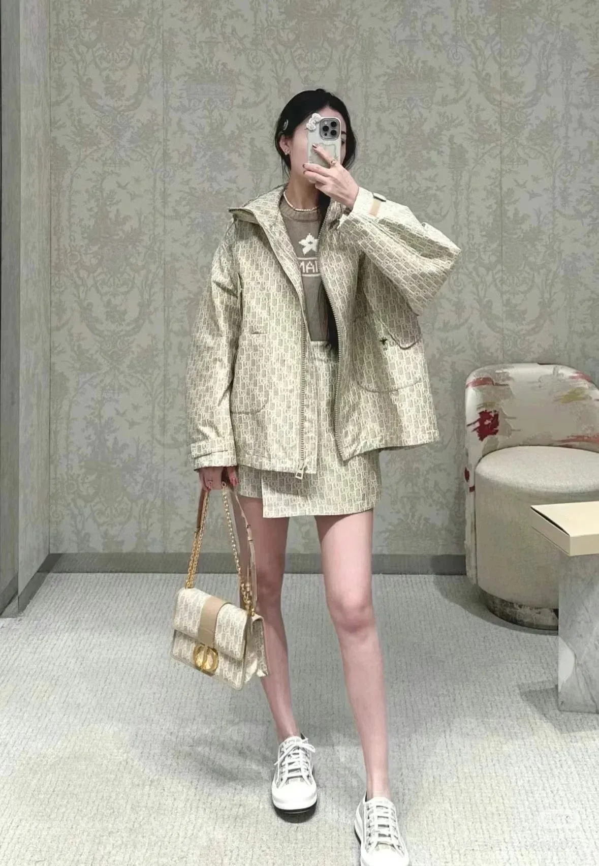 DO 25 new jacquard jacket