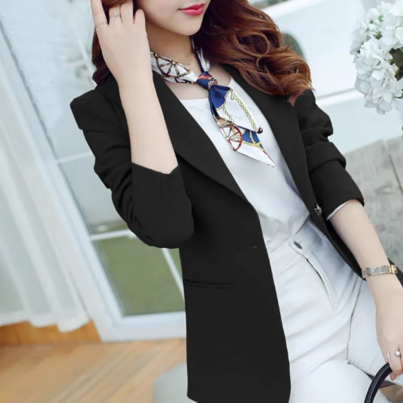 Elegant women's blazer with ankle button fastening - Ideal for layering - Trendy fashion for any season