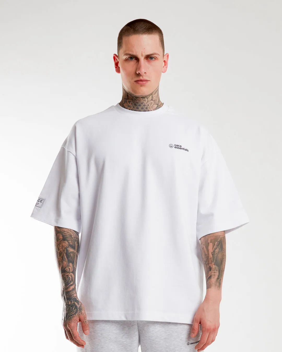 essentials Oversized Shirt V2 (Outlet)