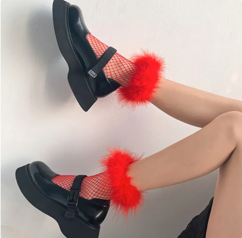 Fishnet & Feather Ankle Socks