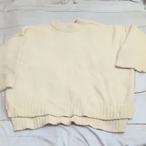 Free People Oversized XS Crew Neck Cozy Cream Sweater Super Soft and Warm
