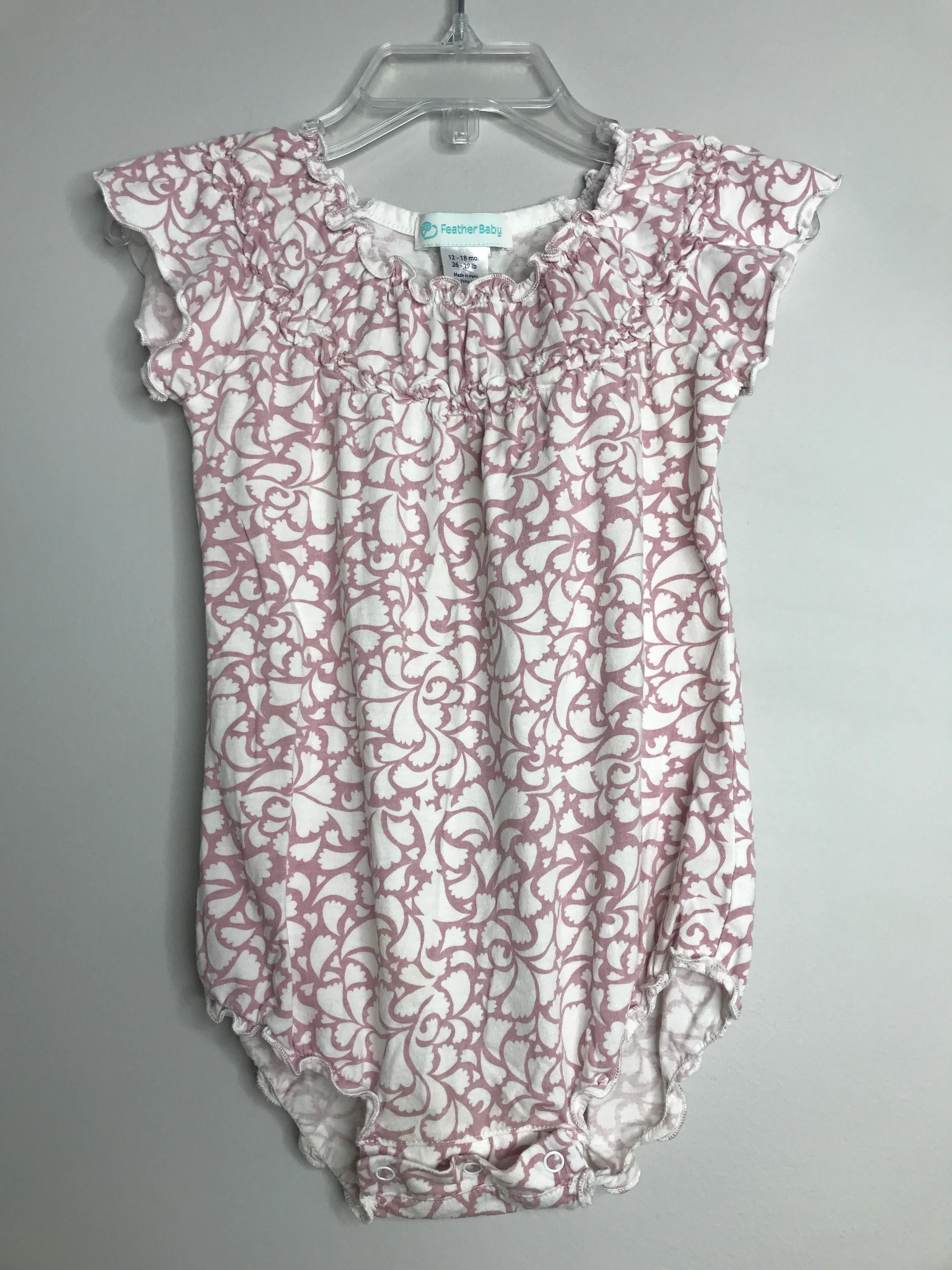 Girls Size 12-18mo Girls Purple Feather Baby Outfit