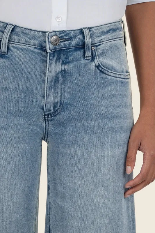 Goldie Mid Rise Medium Wash Super Flare