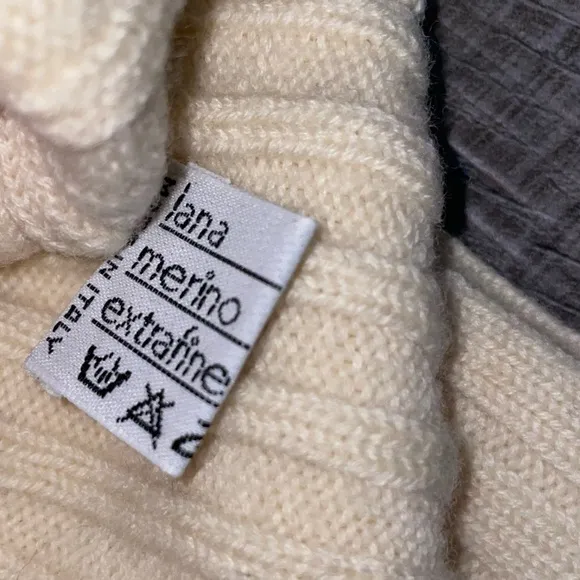 Italian Virgin Merino Wool Sweater Womens ~ Ivory Yummy