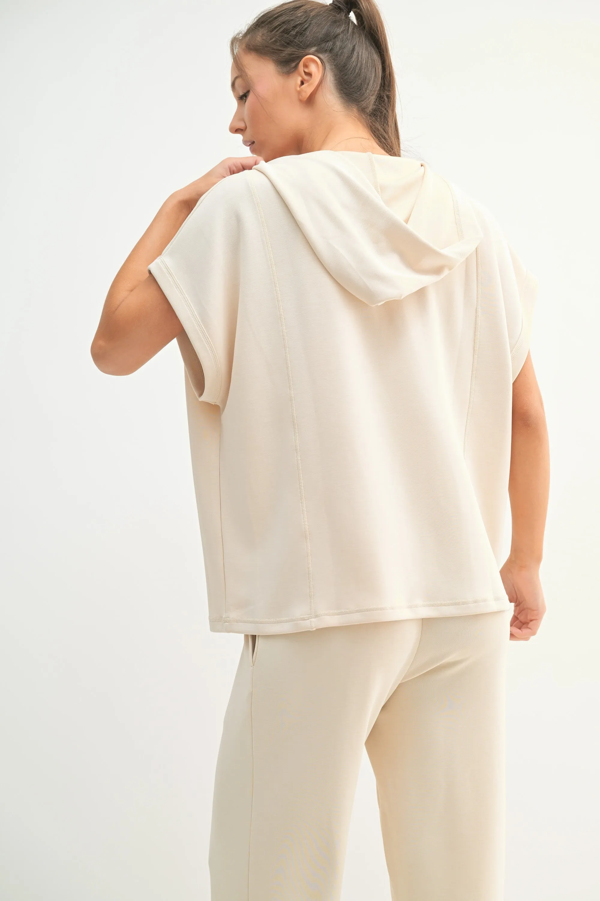 JUST MY LUCK SHORT SLEEVE HOODIE TOP -IVORY