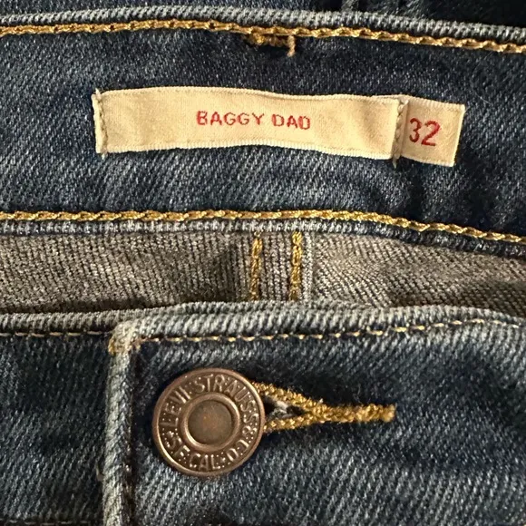 LEVI’S Baggy Dad Jeans in Worn In Dark Indigo - Dark Wash