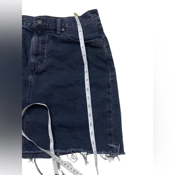 Levi's - Icon Denim Mini Skirt