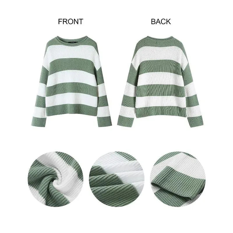 Long-sleeved striped turtleneck sweater