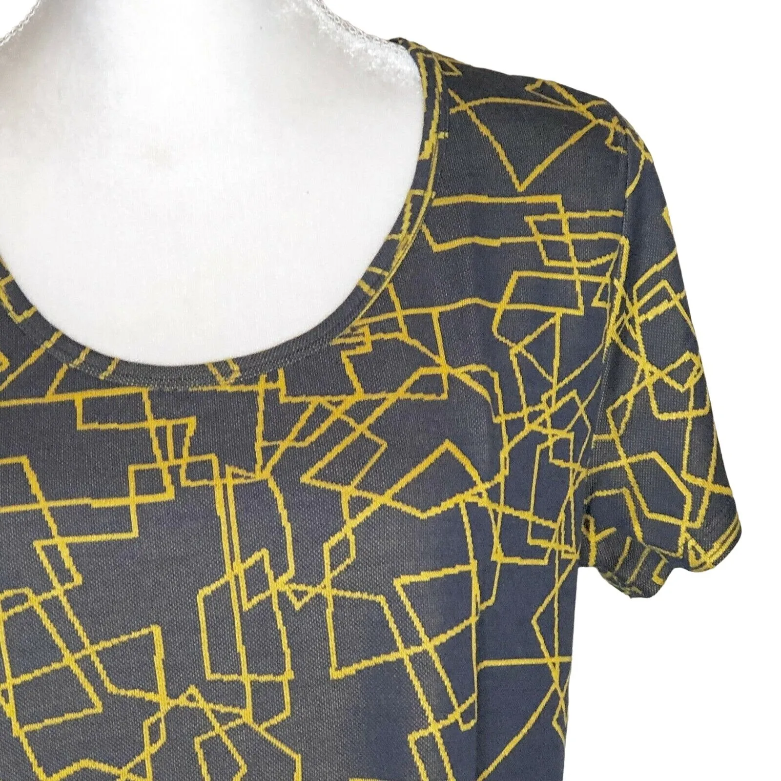 LuLaRoe Classic T Women's Small Top Navy Blue with Yellow Lines NWT