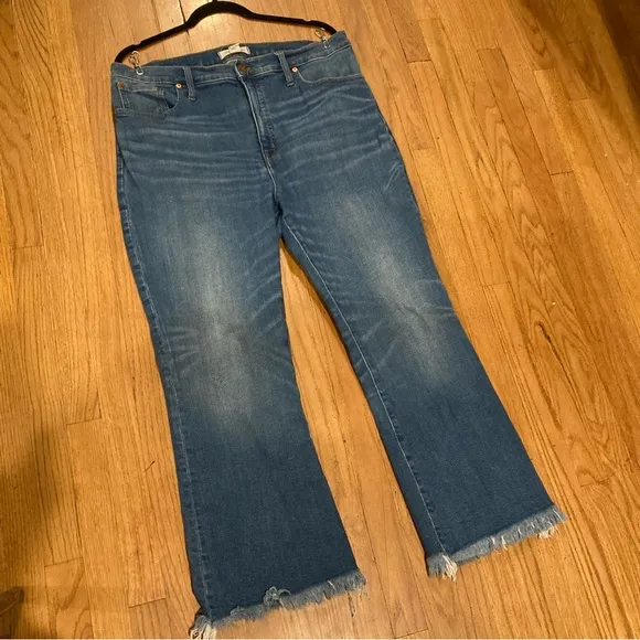 Madewell Cali Demi-Boot Jeans Columbus Wash: Comfort Stretch Edition Plus SIze