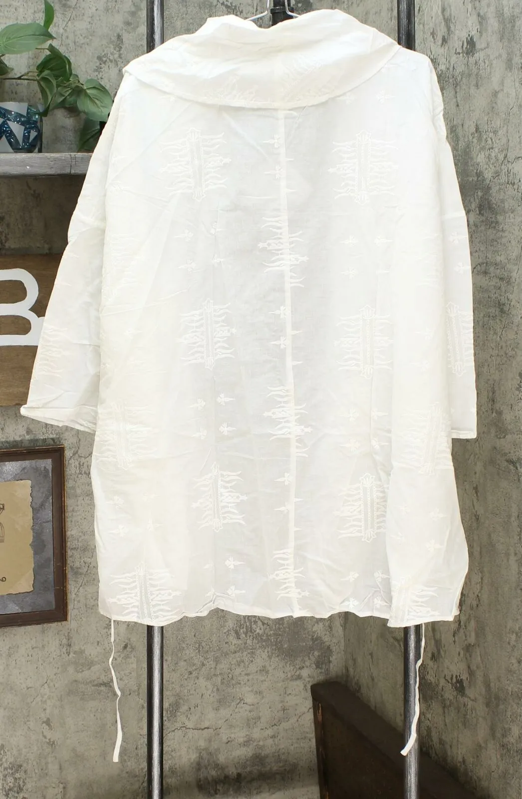 MarlaWynne WynneLayers Women's Plus Size Embroidered Cotton Voile Topper