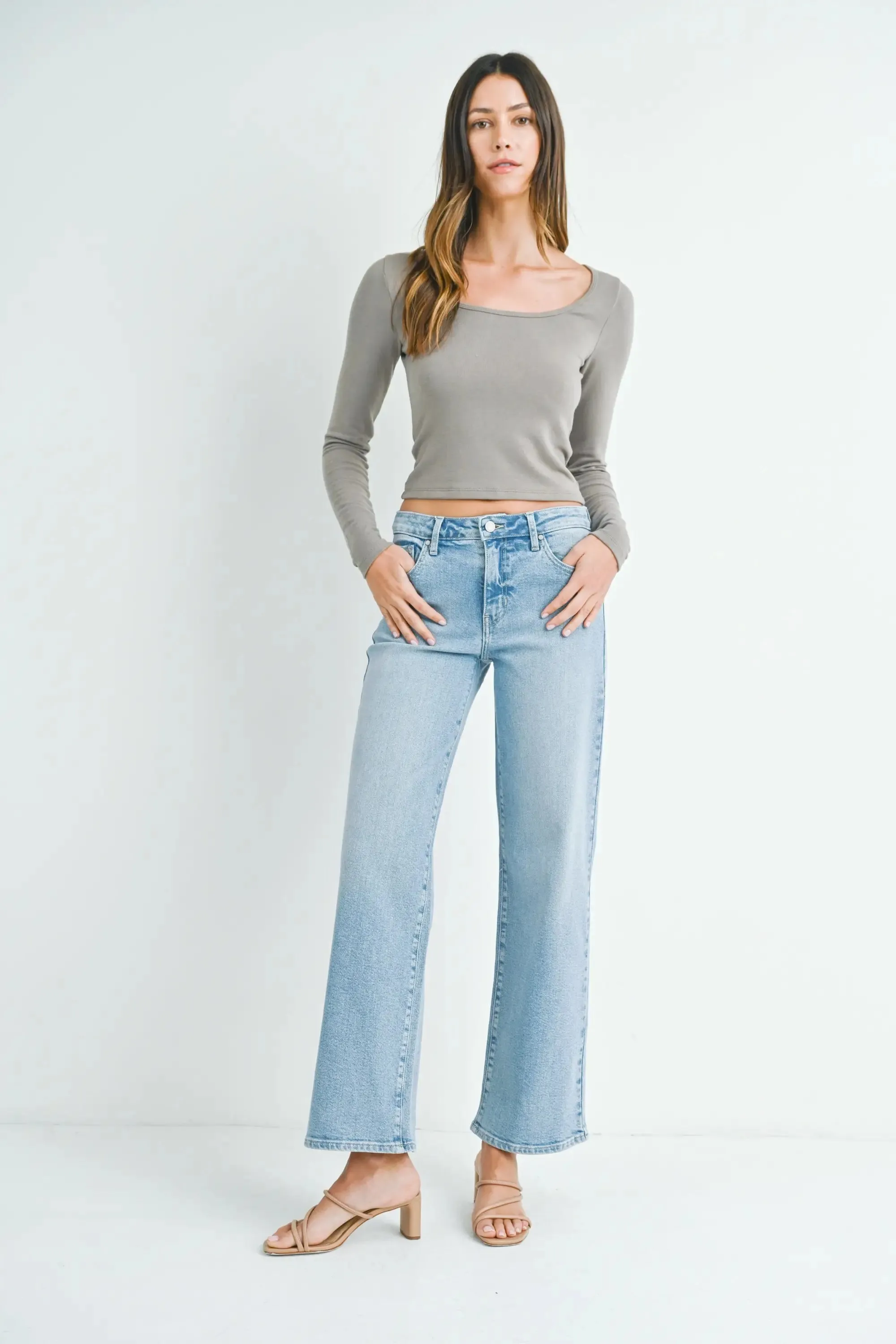 MIDRISE SLIM WIDE LEG DENIM JEANS WITH LIGHT STRETCH