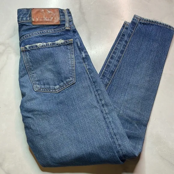 Moussy Distressed Patched Knee Jeans Size 23