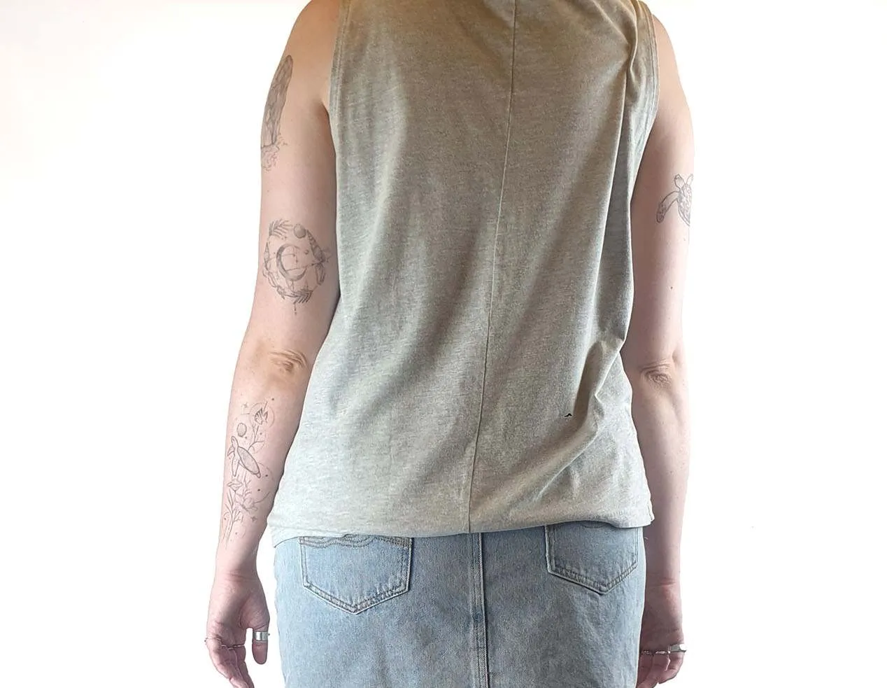 Nude Lucy grey sleeveless top size L (small fit, best fits size 12)