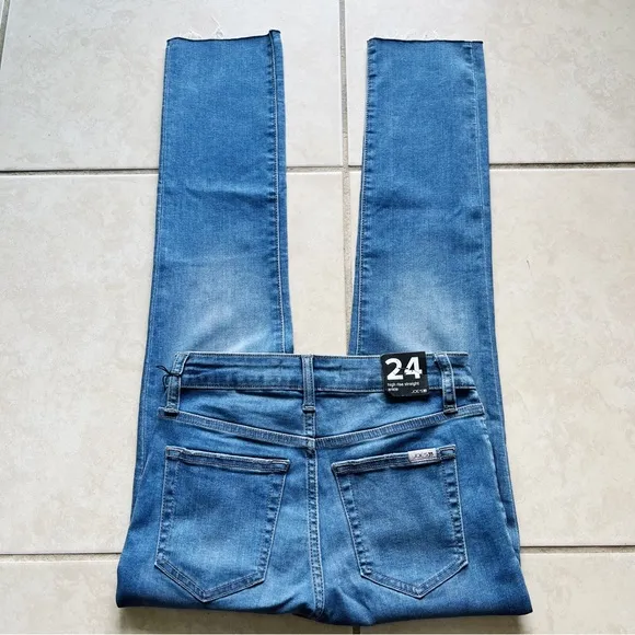 NWT Joe’s Jeans High Rise Straight Ankle Medium Wash Raw Hem Jeans - Size 24