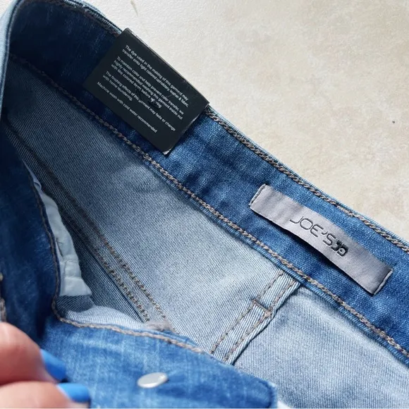 NWT Joe’s Jeans High Rise Straight Ankle Medium Wash Raw Hem Jeans - Size 24
