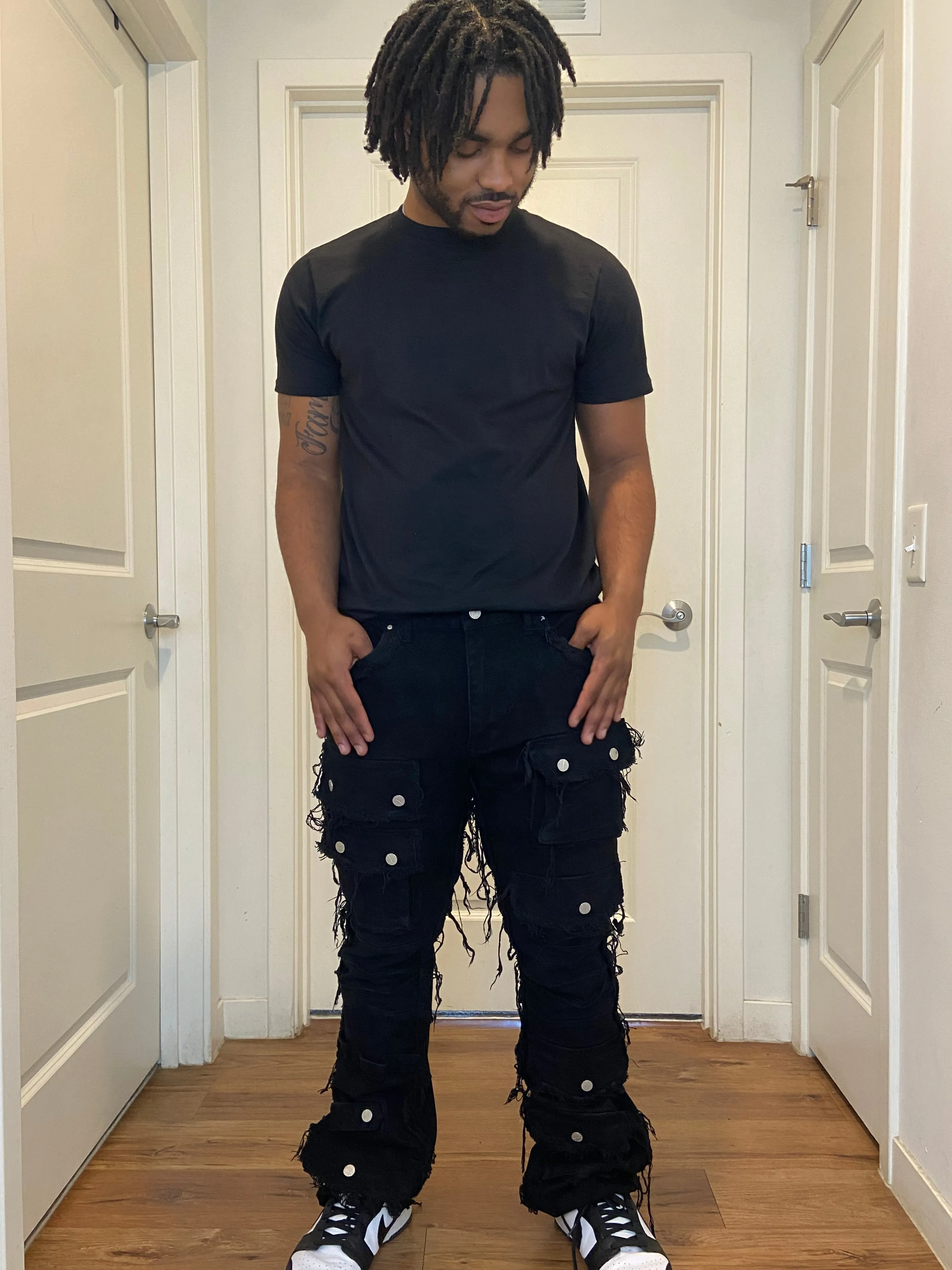 Out pocket men stacked jeans black