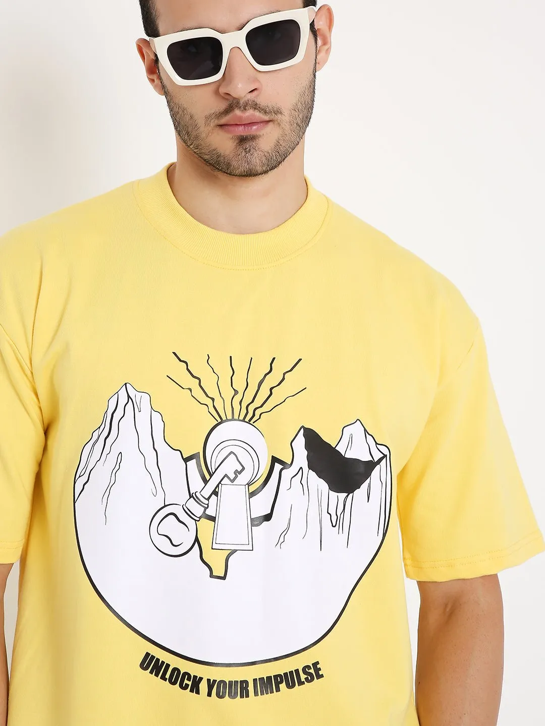 Oversized T-shirt - Yellow Mountain