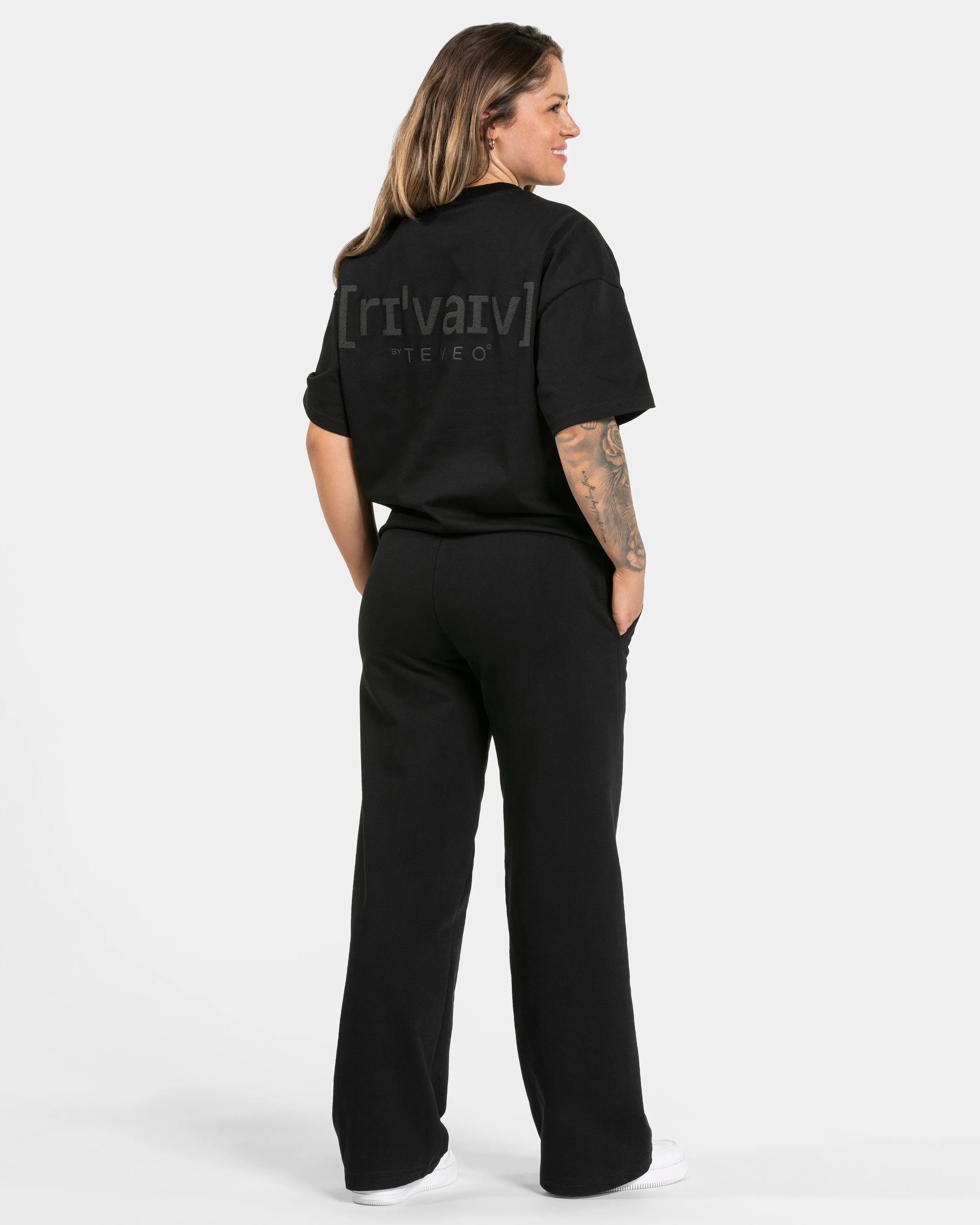 RI’VAIV Oversized T-Shirt Women "Schwarz"
