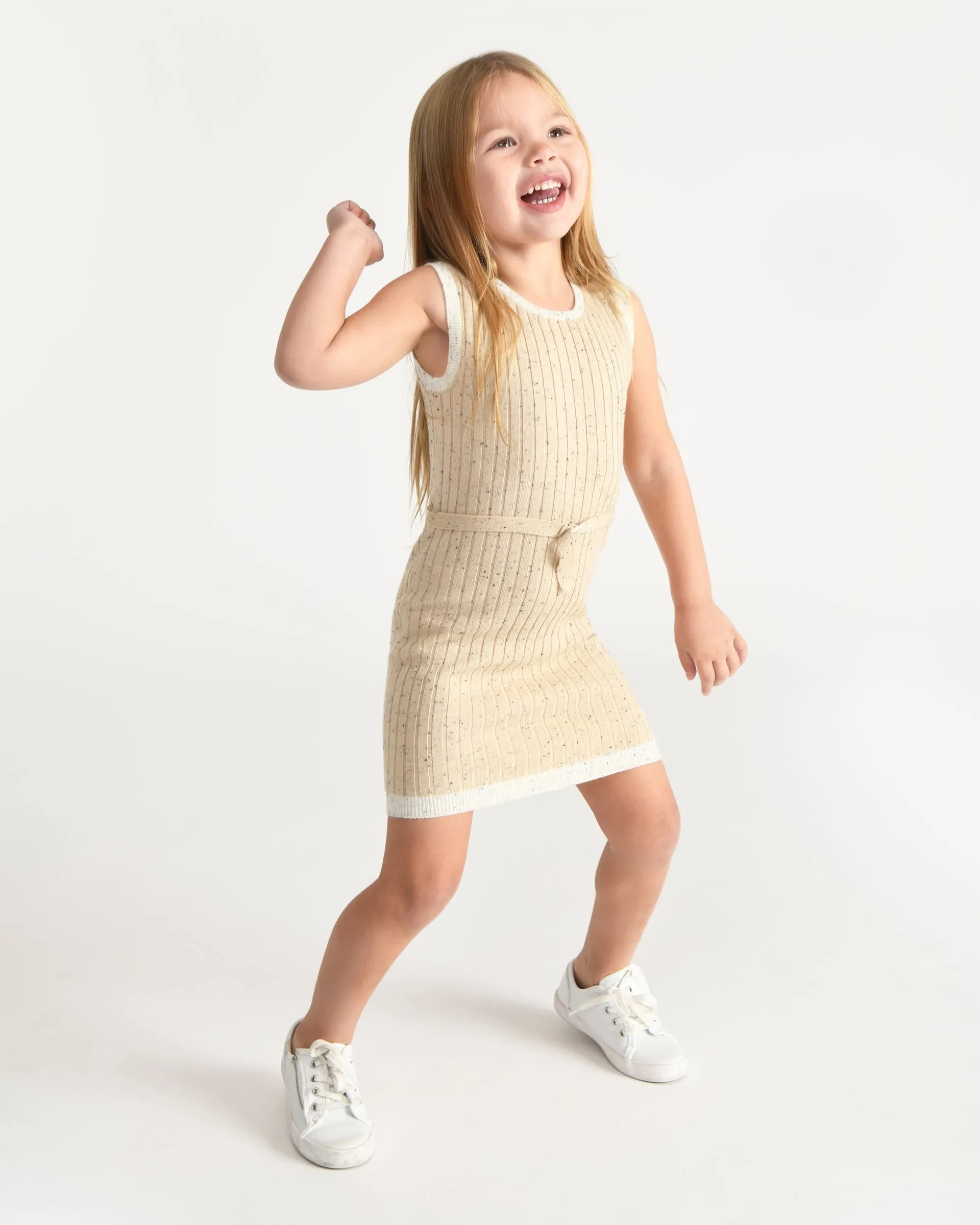 Sleeveless Dress - Hug Me