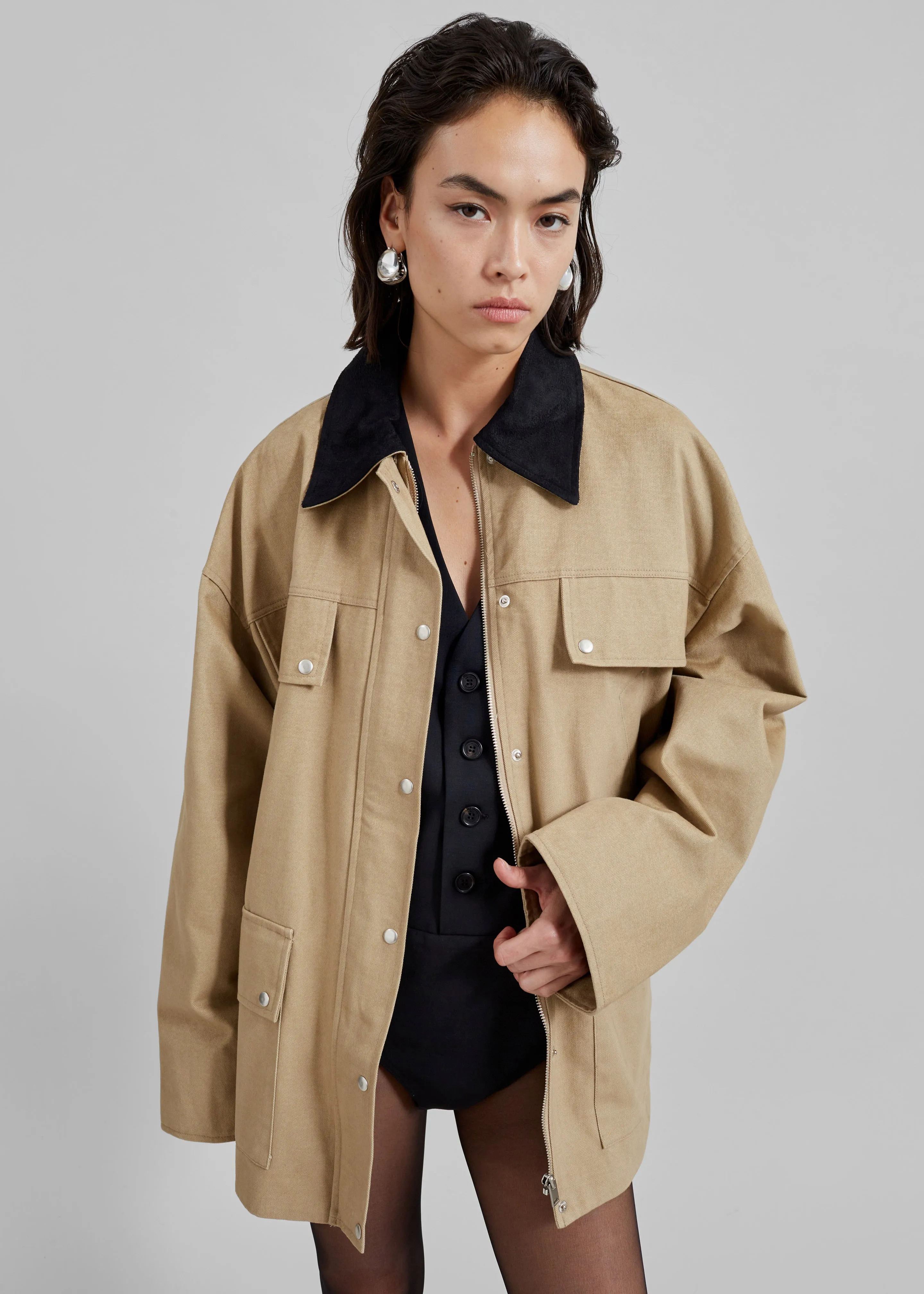 Stevan Contrast Collar Cargo Jacket - Beige