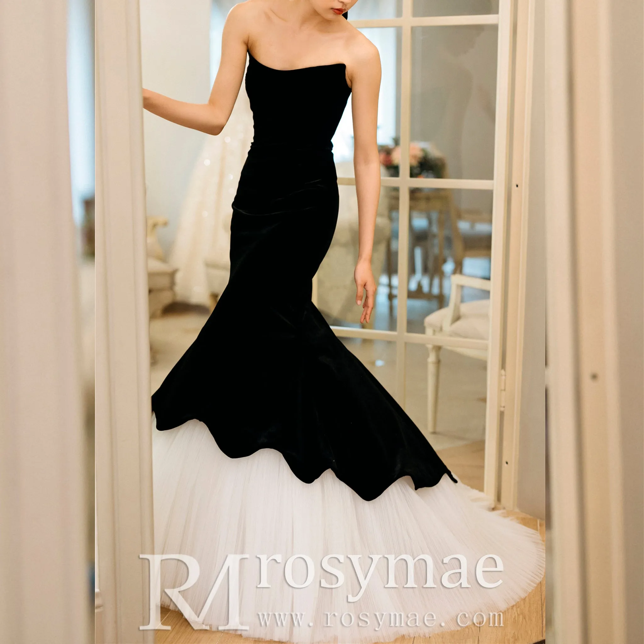 Strapless Black and White Trumpet Velvet Wedding Dress