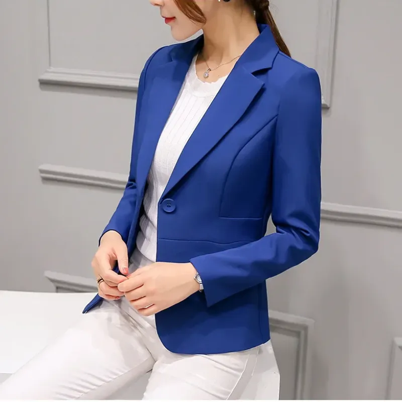 Stylish women's blazer with ankle button fastening - Lightweight and breathable material - Ideal for layering