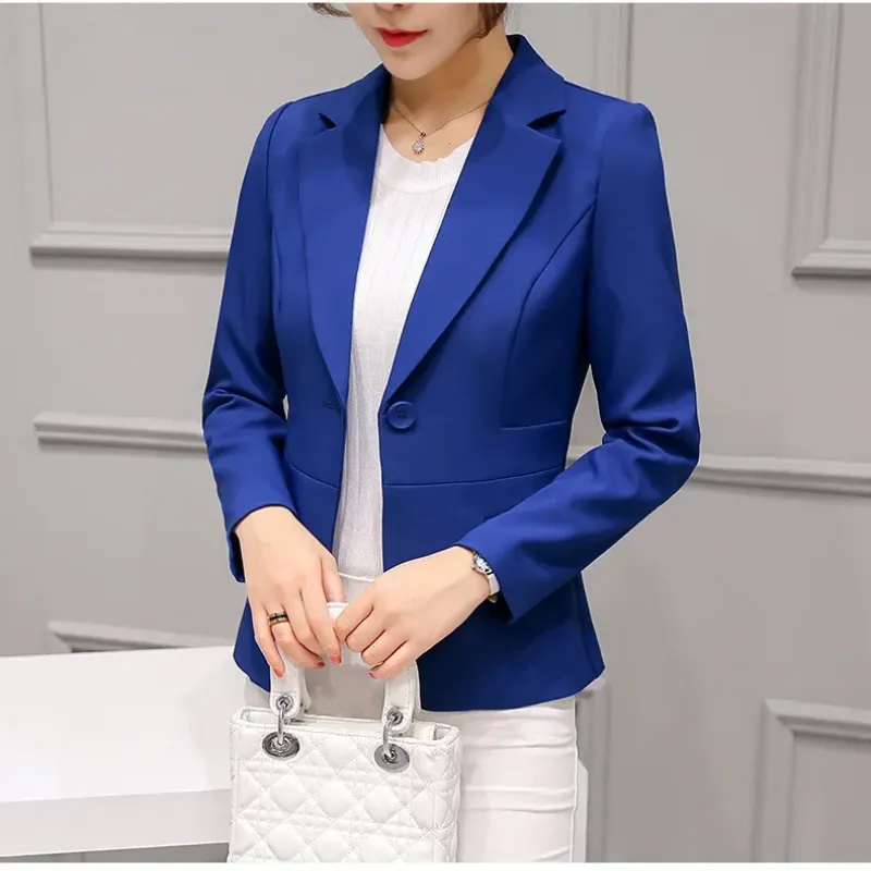 Stylish women's blazer with ankle button fastening - Lightweight and breathable material - Ideal for layering