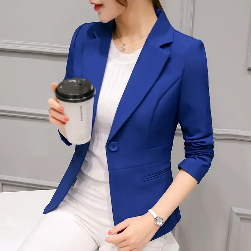 Stylish women's blazer with ankle button fastening - Lightweight and breathable material - Ideal for layering