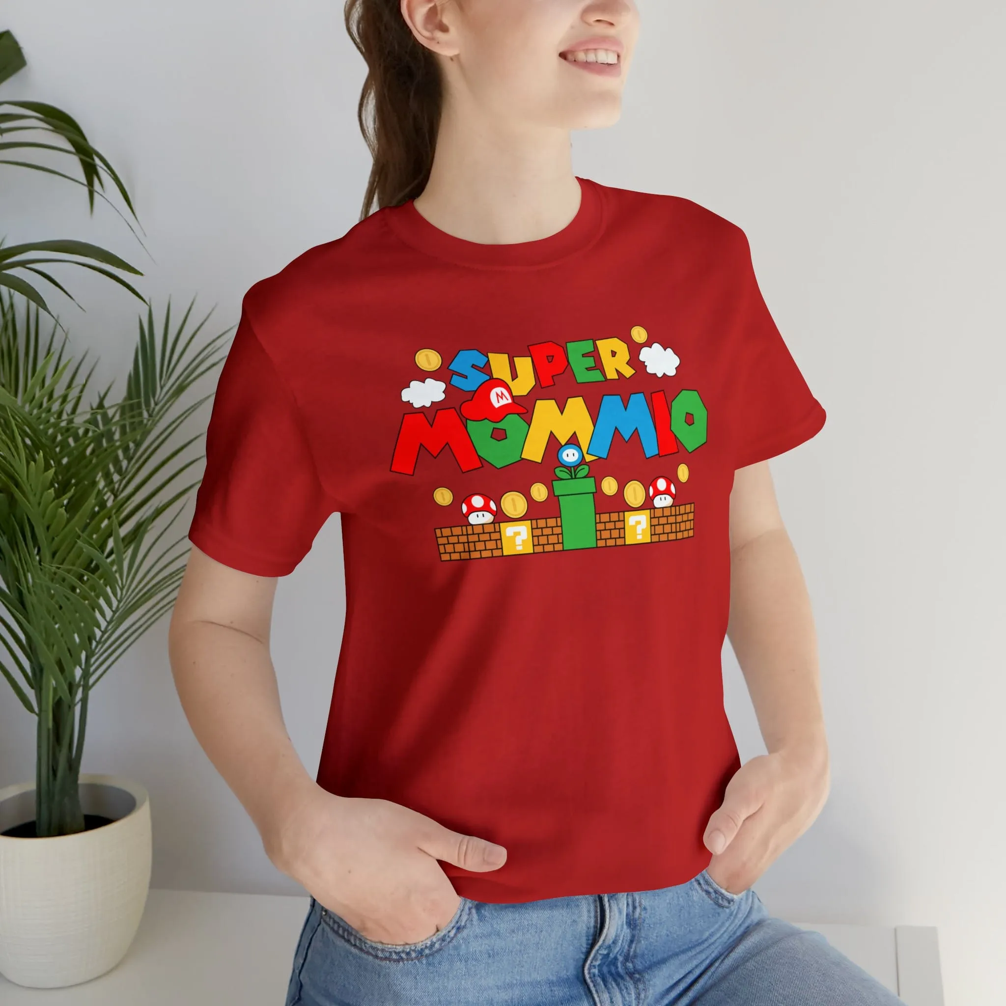 Super Mommio Deluxe Unisex Tee