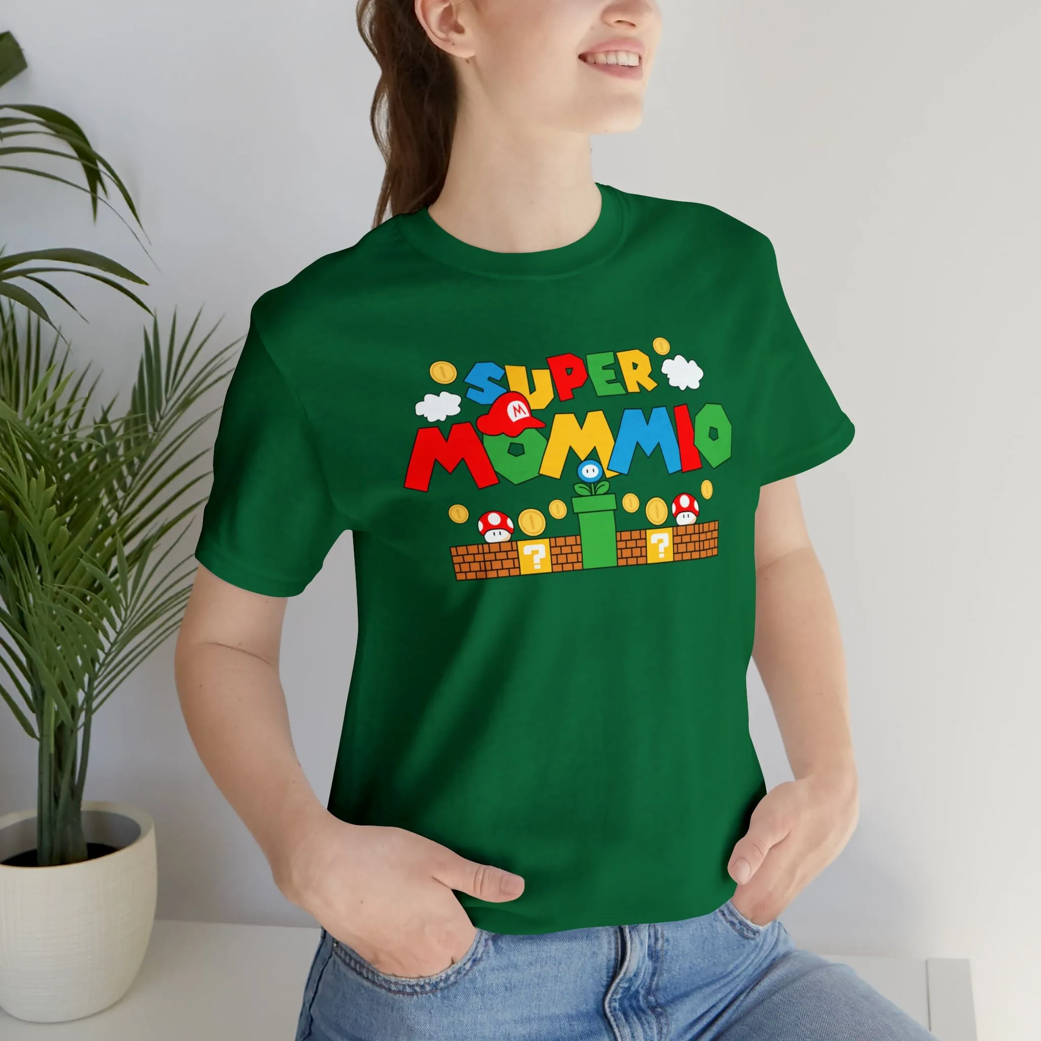 Super Mommio Deluxe Unisex Tee