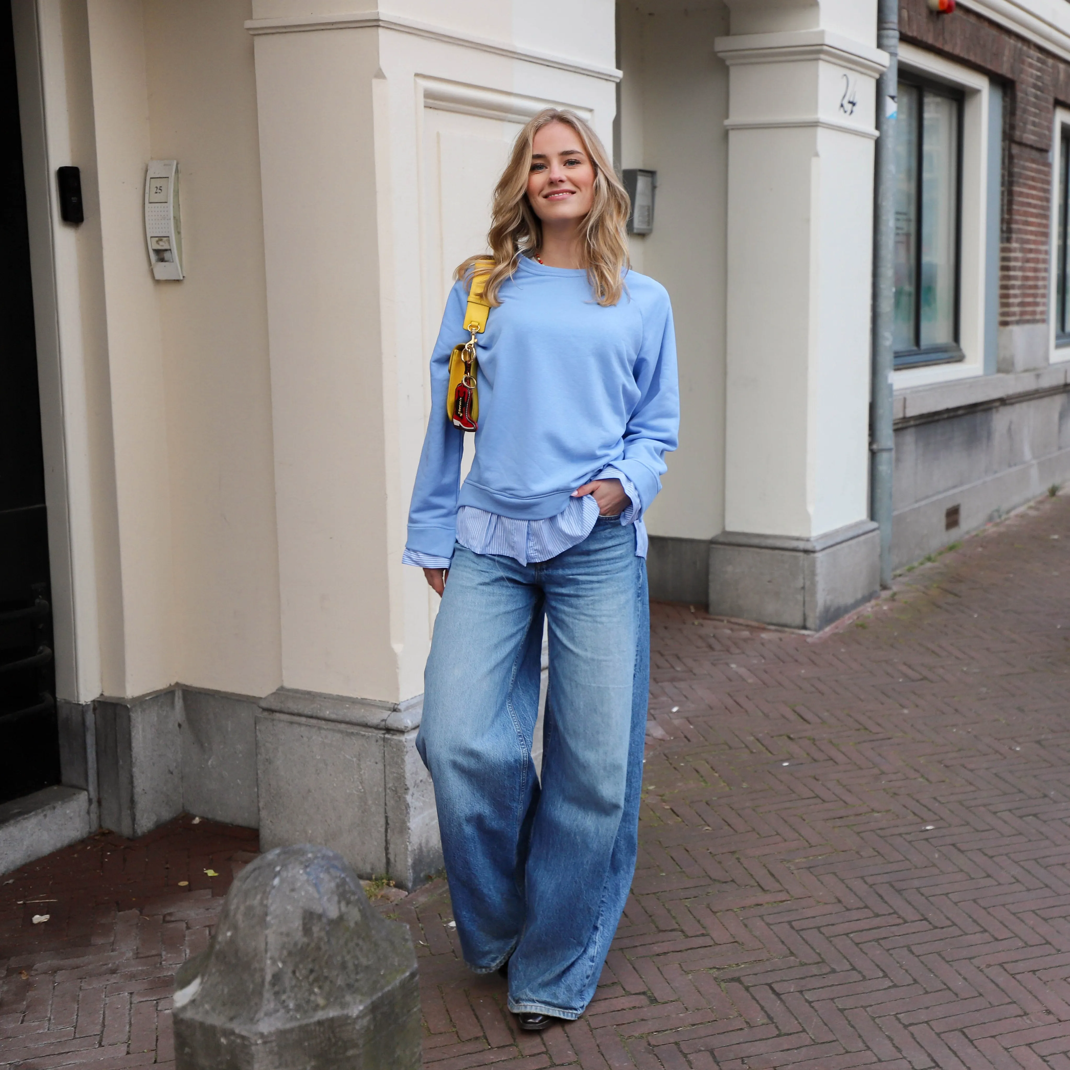 Sweater blouse rand blauw