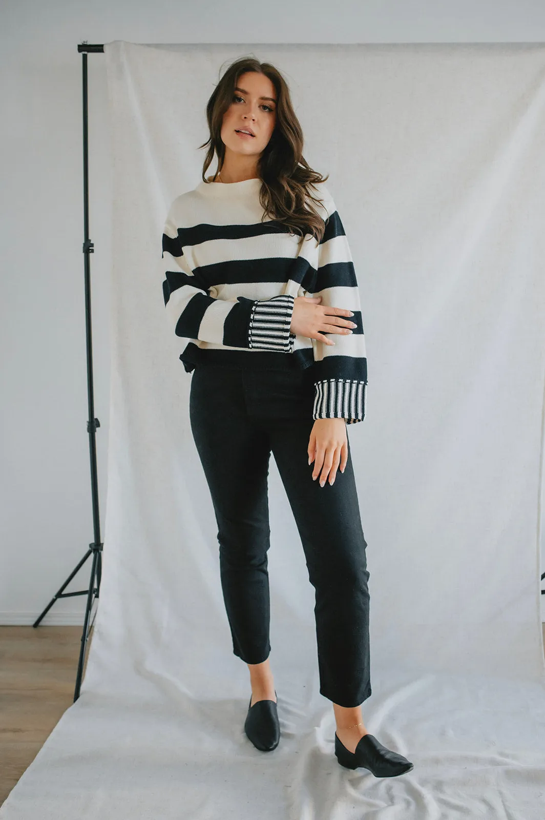 The 501 Original Cropped Jeans by Levi's - Black
