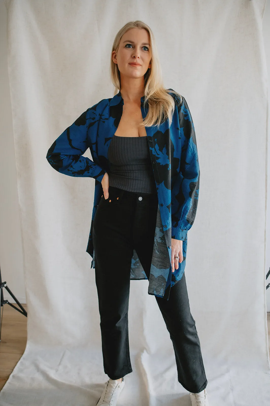 The 501 Original Cropped Jeans by Levi's - Black