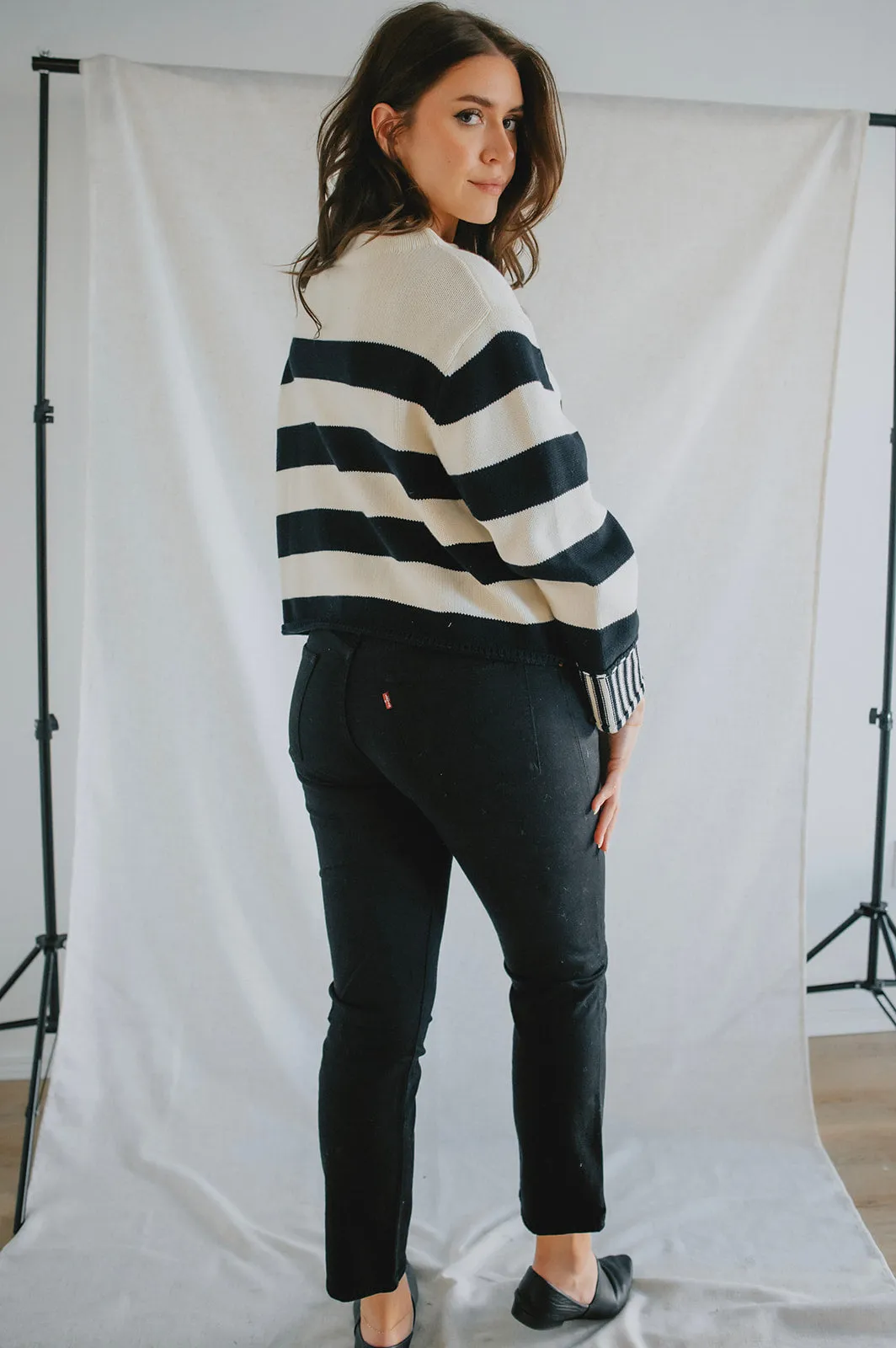 The 501 Original Cropped Jeans by Levi's - Black