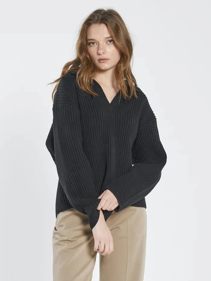 Thea Knit