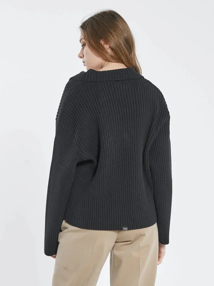 Thea Knit