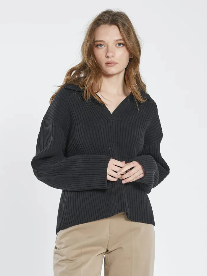 Thea Knit